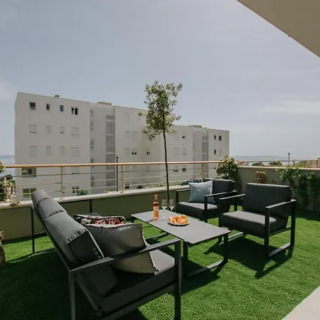 Sea 5 Apartament *