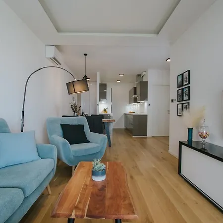 Sea 5 شقة سبليت